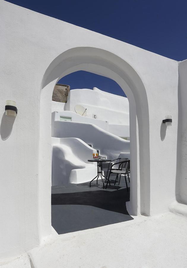 Church And Cave - Santorini Private Residences Mesaria Eksteriør billede