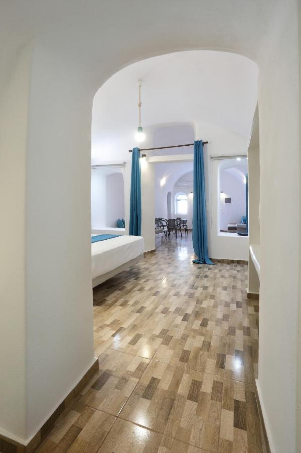Church And Cave - Santorini Private Residences Mesaria Eksteriør billede